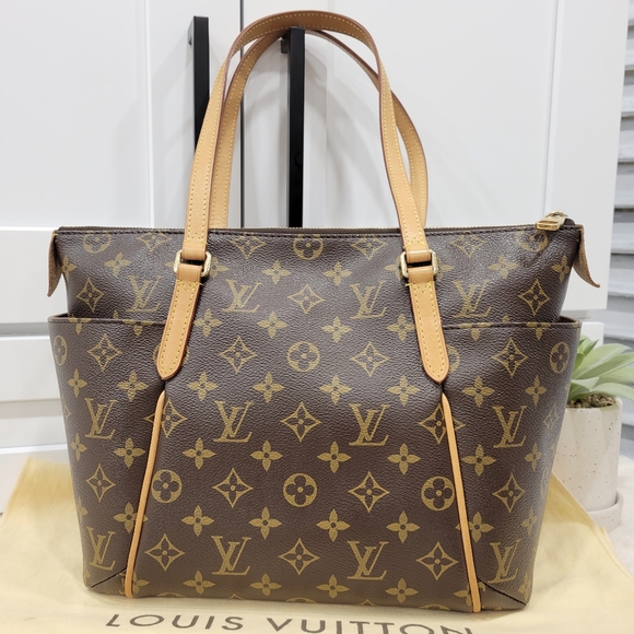 💕CLASSIC Tote Bag Discontinued LOUIS VUITTON Totally PM Monogram - Picture 2 of 16